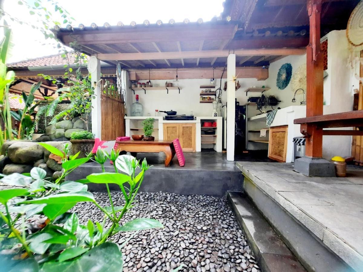 Asik Bali House Ubud Exterior photo